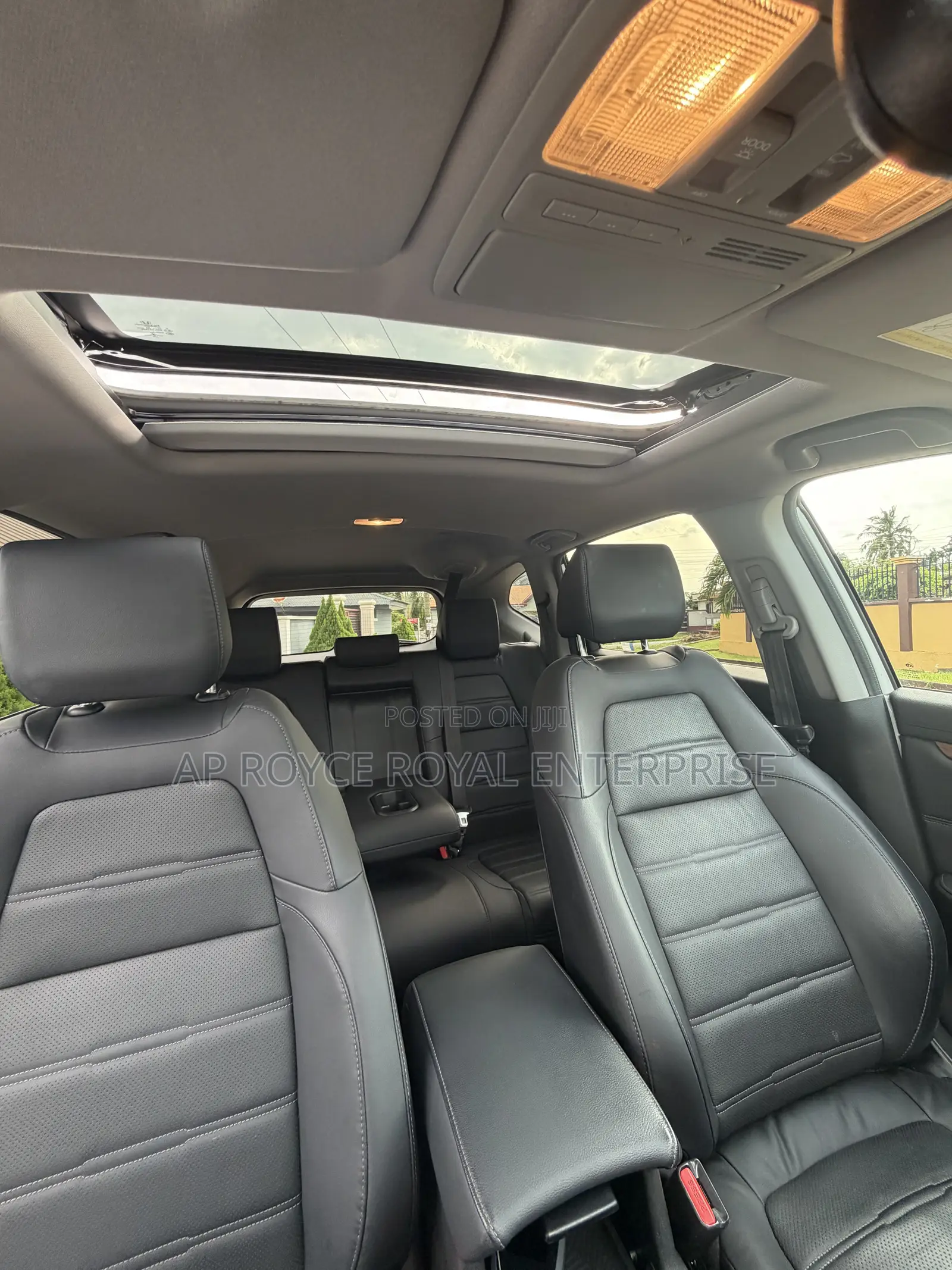 Honda CR-V Touring AWD 2018 White