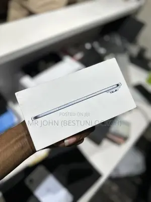 New Apple iPhone Air 256 GB Gold