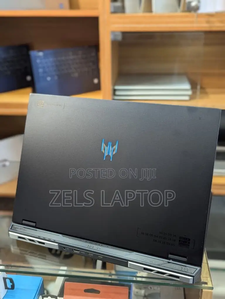 Laptop Acer Predator Helios Neo 18 32GB Intel Core i7 SSD 1T
