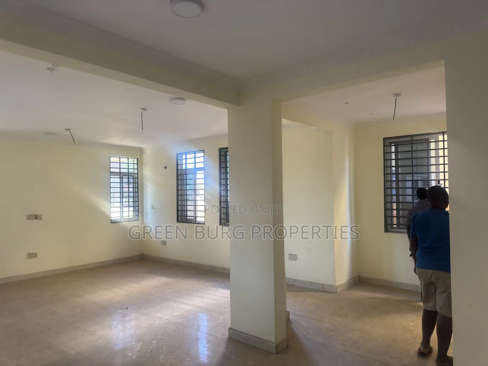 4bdrm House in Green, Sakumono for sale