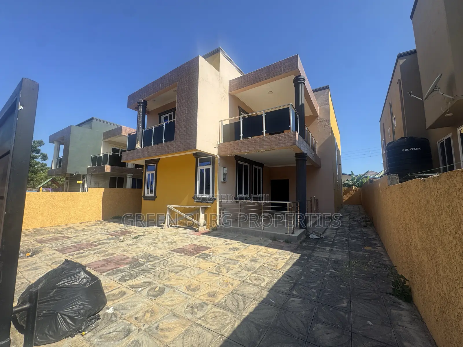 4bdrm House in Green, Sakumono for sale
