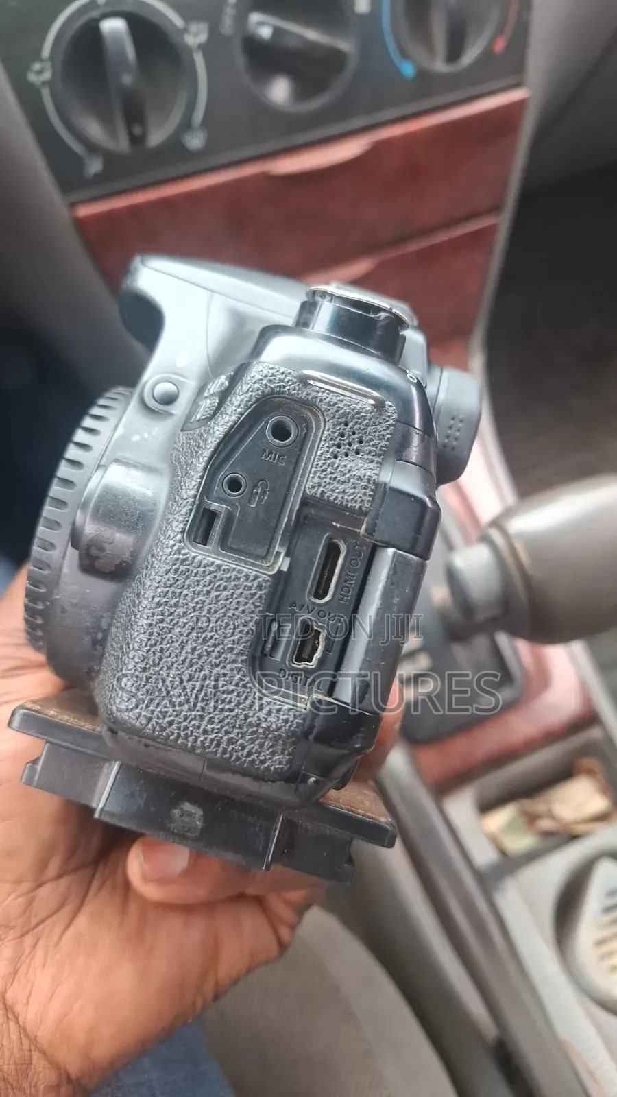 Original Canon 70D Body