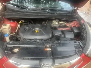 Hyundai Tucson 2015 Red