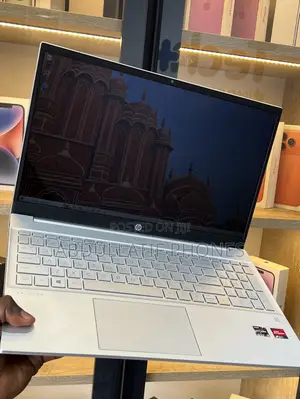 Laptop HP Pavilion 15 8GB AMD Ryzen 5 SSD 256GB
