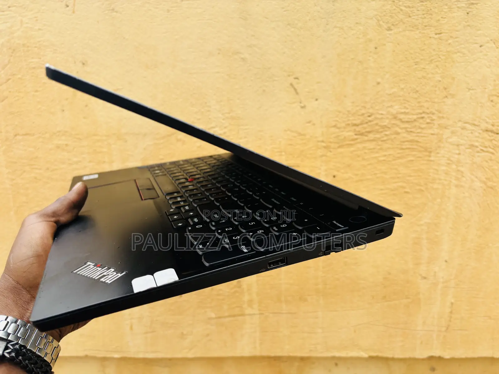 Laptop Lenovo ThinkPad E15 16GB Intel Core i5 HDD+SSD 256GB