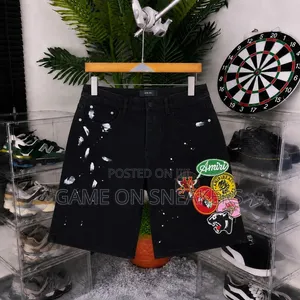 Classic Short Jeans