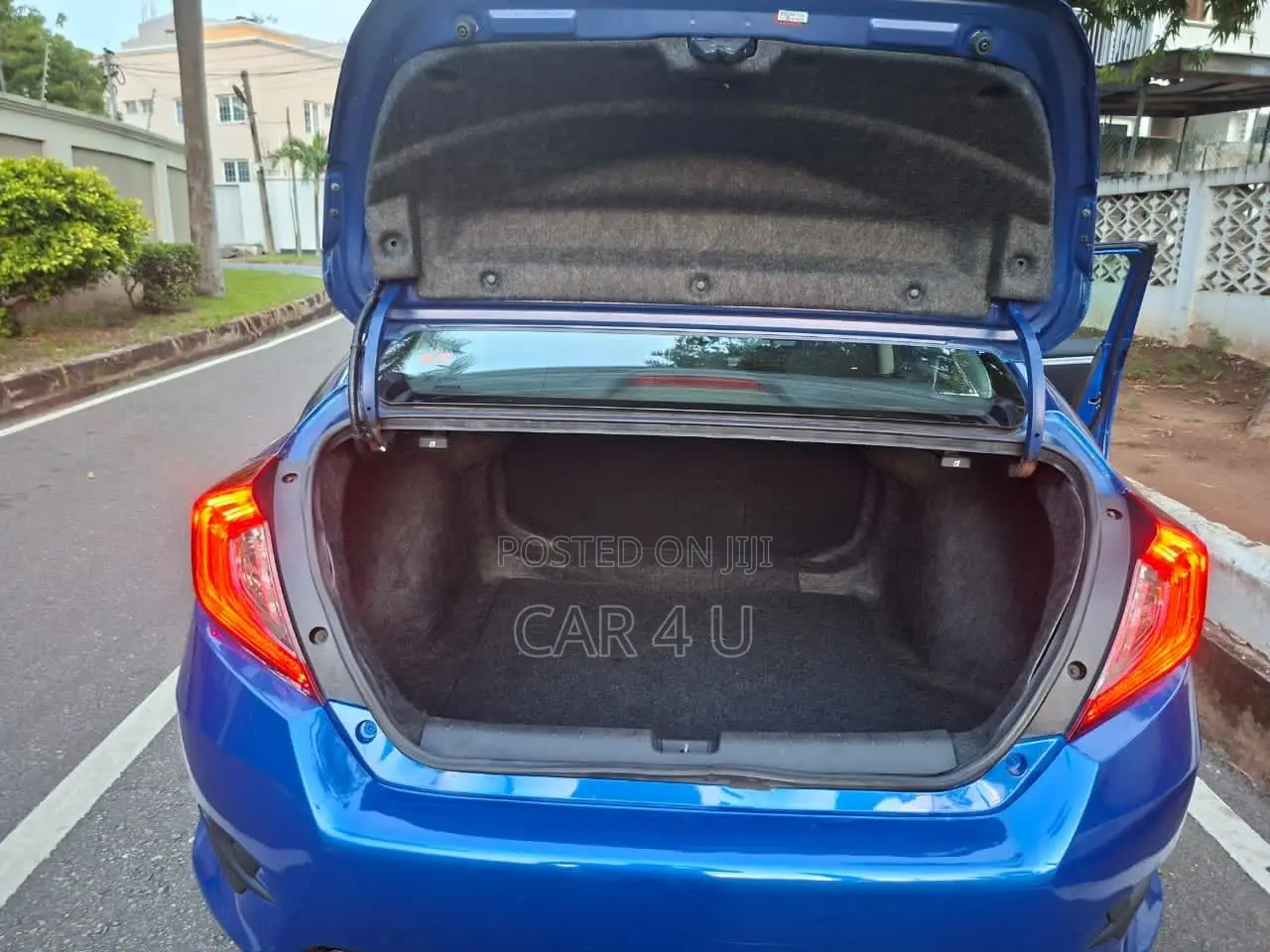 Honda Civic EX-L 4dr Sedan (1.5L 4cyl) 2016 Blue