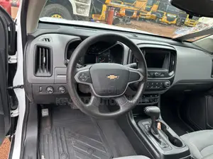 Chevrolet Colorado 2020 White