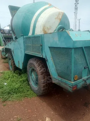 Concrete Mixing Truck