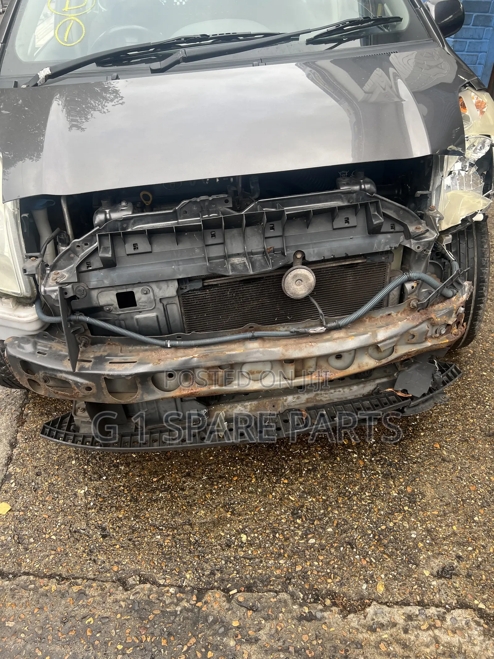 Toyota Vitz/Yaris Water Tank Complete