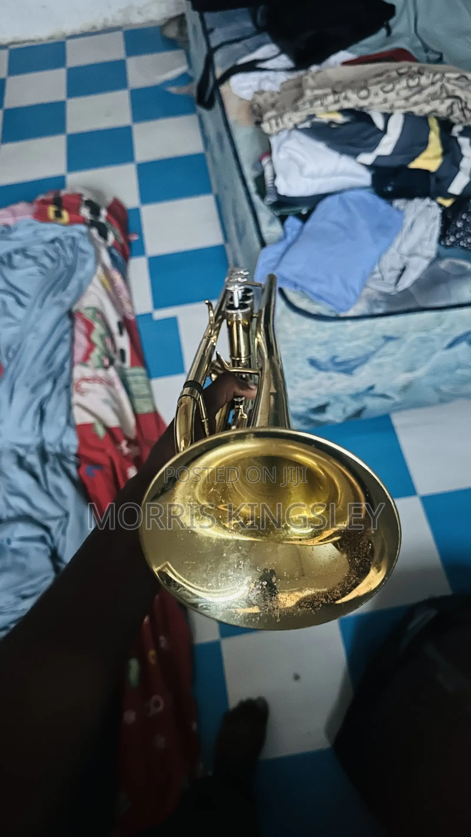 Mendini Trumpet