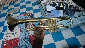 Mendini Trumpet