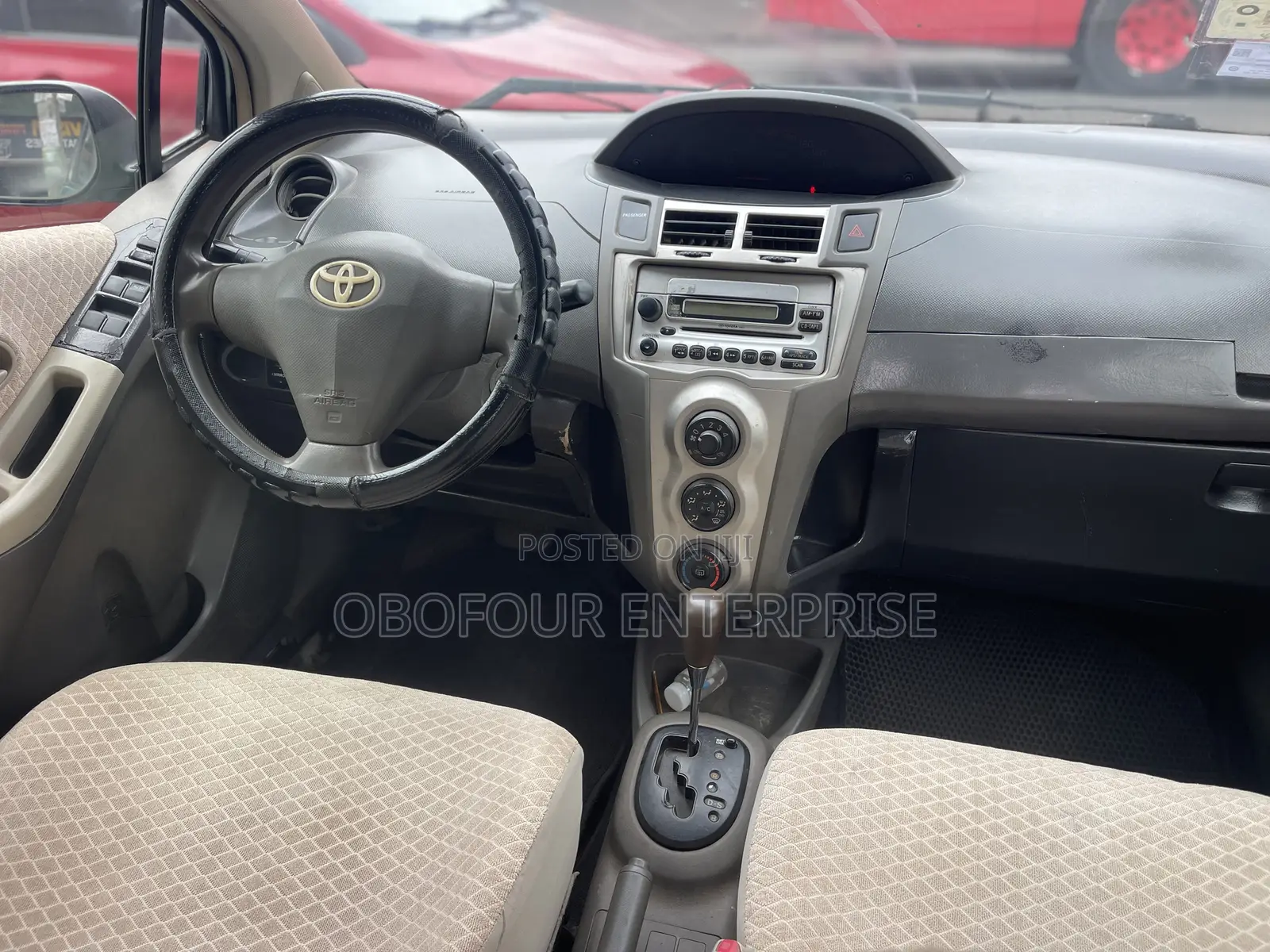 Toyota Vitz 1.3 FWD 5dr 2010 Green