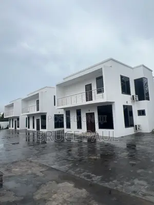 3bdrm Townhouse / Terrace in School Junction for rent