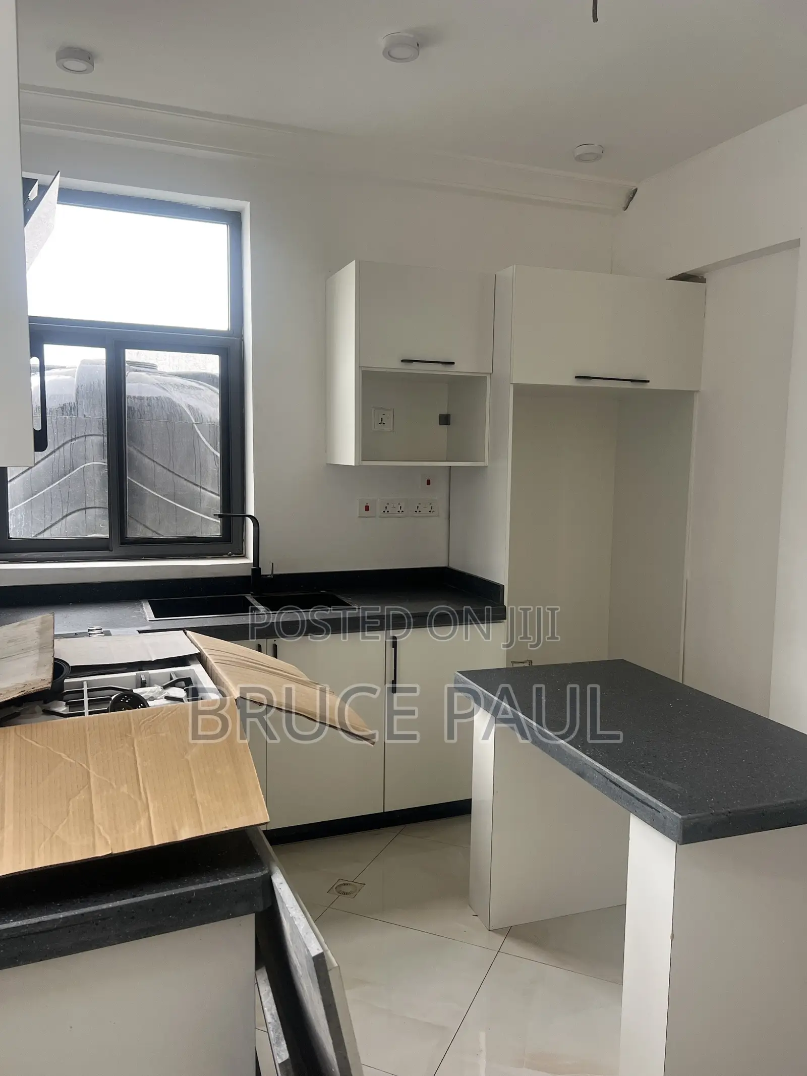 3bdrm Townhouse / Terrace in School Junction for rent