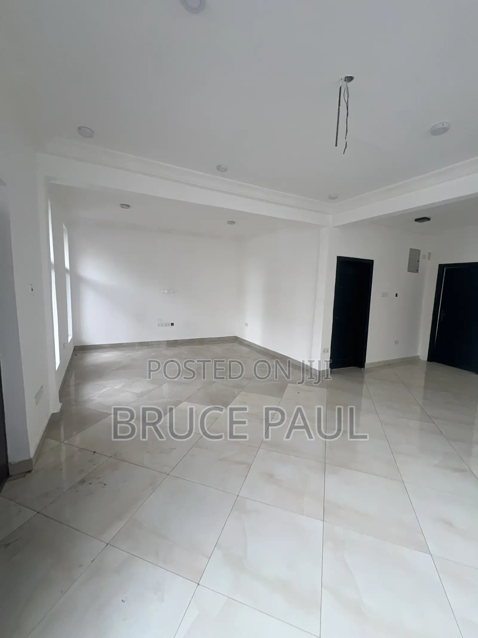 3bdrm Townhouse / Terrace in School Junction for rent