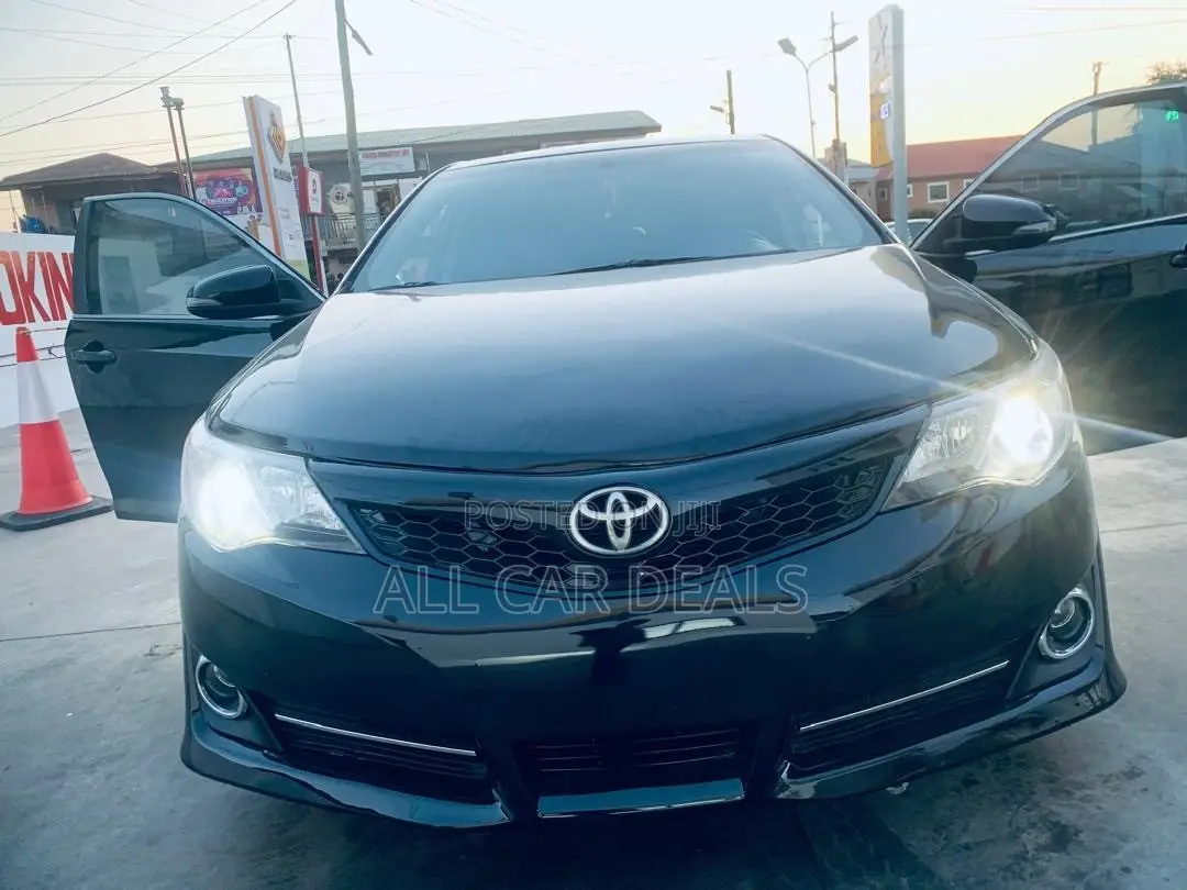 Toyota Camry 2014 Black