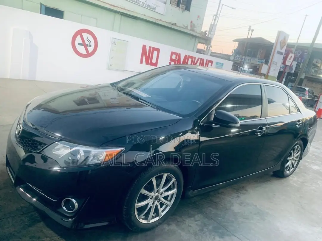 Toyota Camry 2014 Black