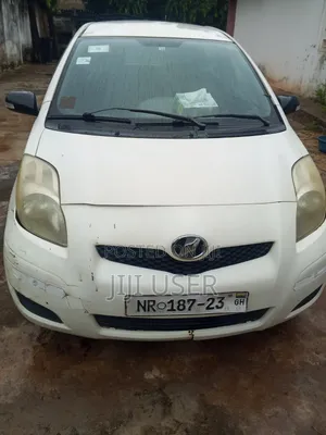 Toyota Vitz 2008 White