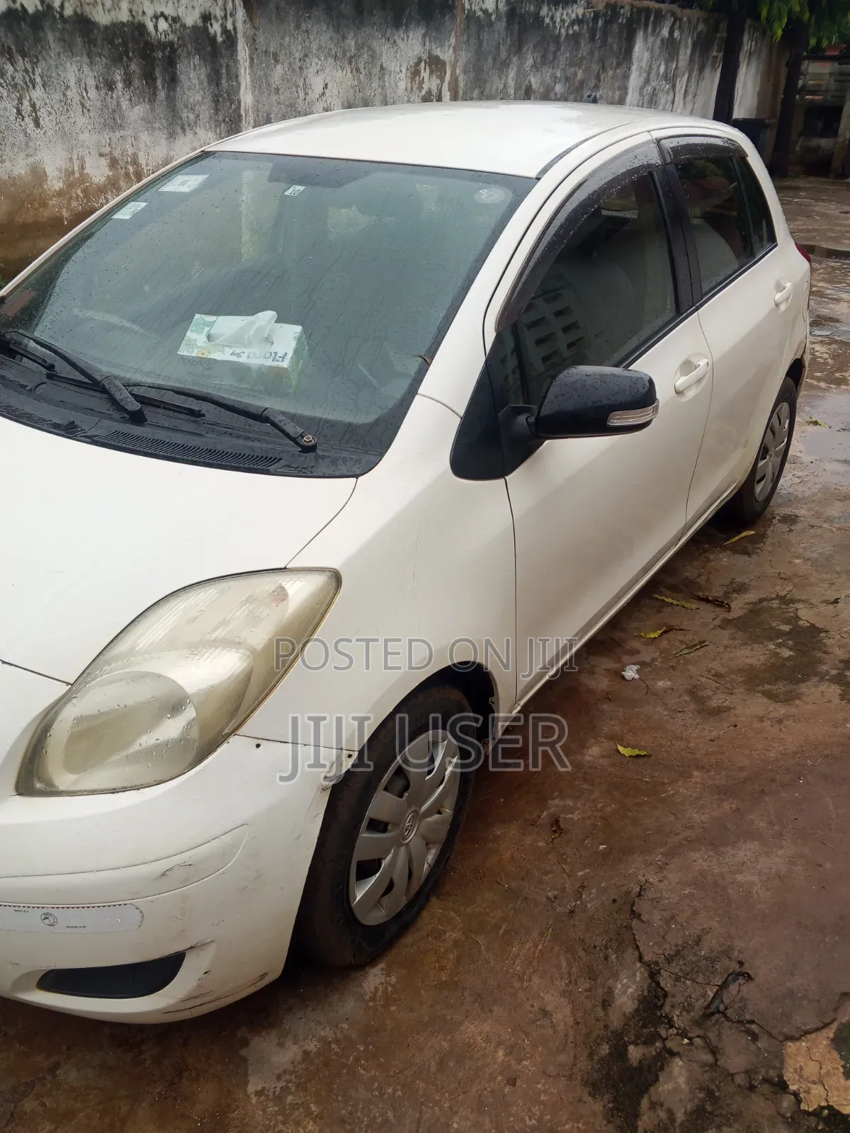 Toyota Vitz 2008 White