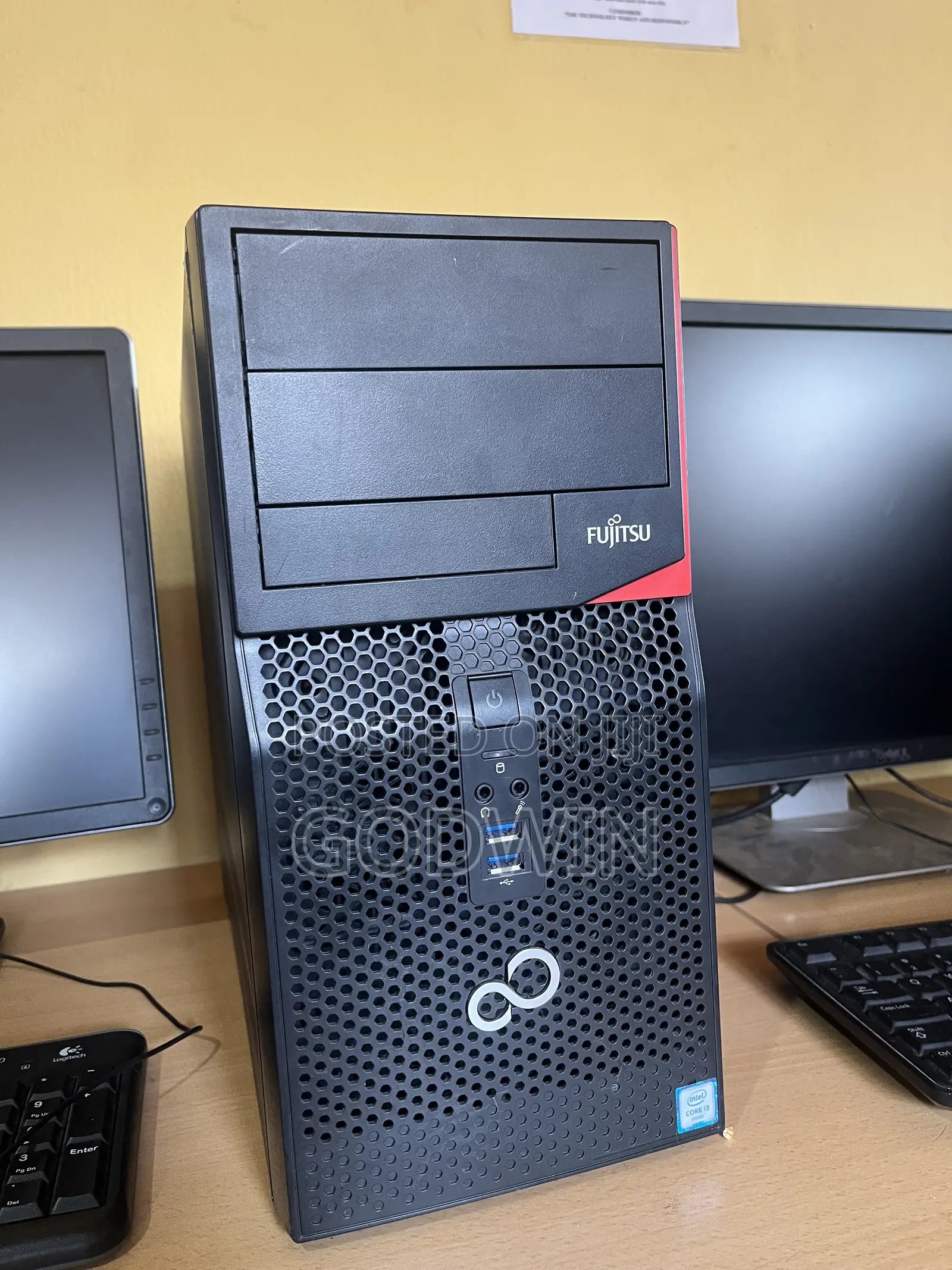 Desktop Computer Fujitsu Esprimo D738 4GB Intel Core i3 HDD 256GB