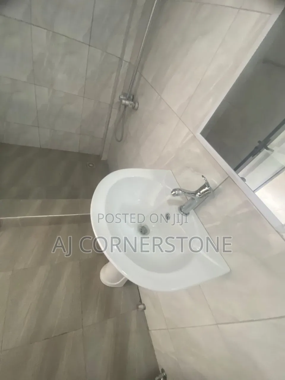 2bdrm Apartment in Pokuase for rent