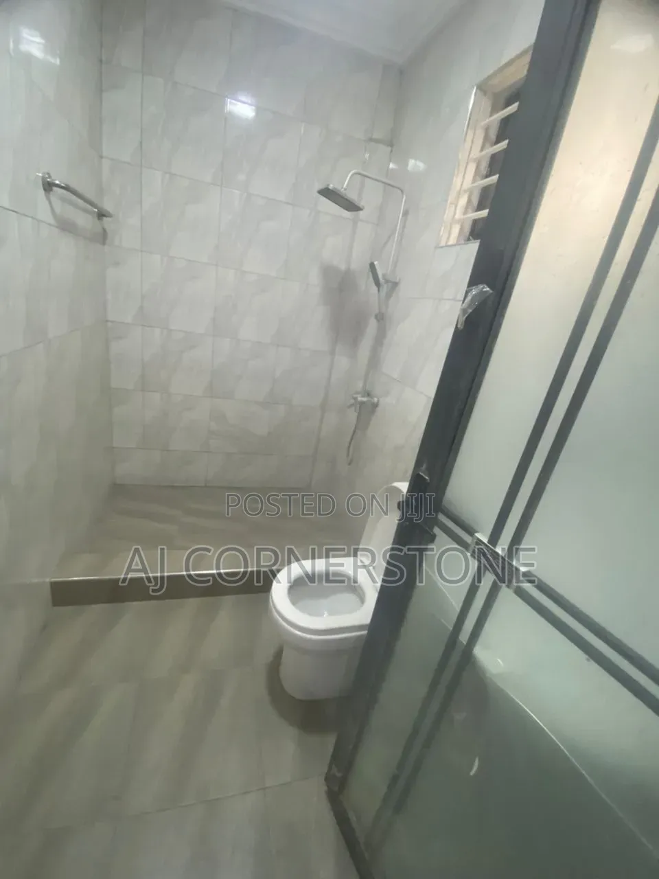 2bdrm Apartment in Pokuase for rent