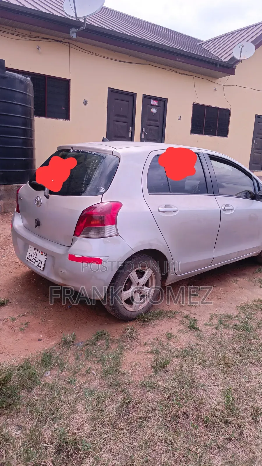 Toyota Vitz 2010 Gray