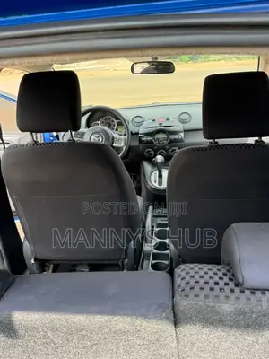 Mazda 2 2015 Blue