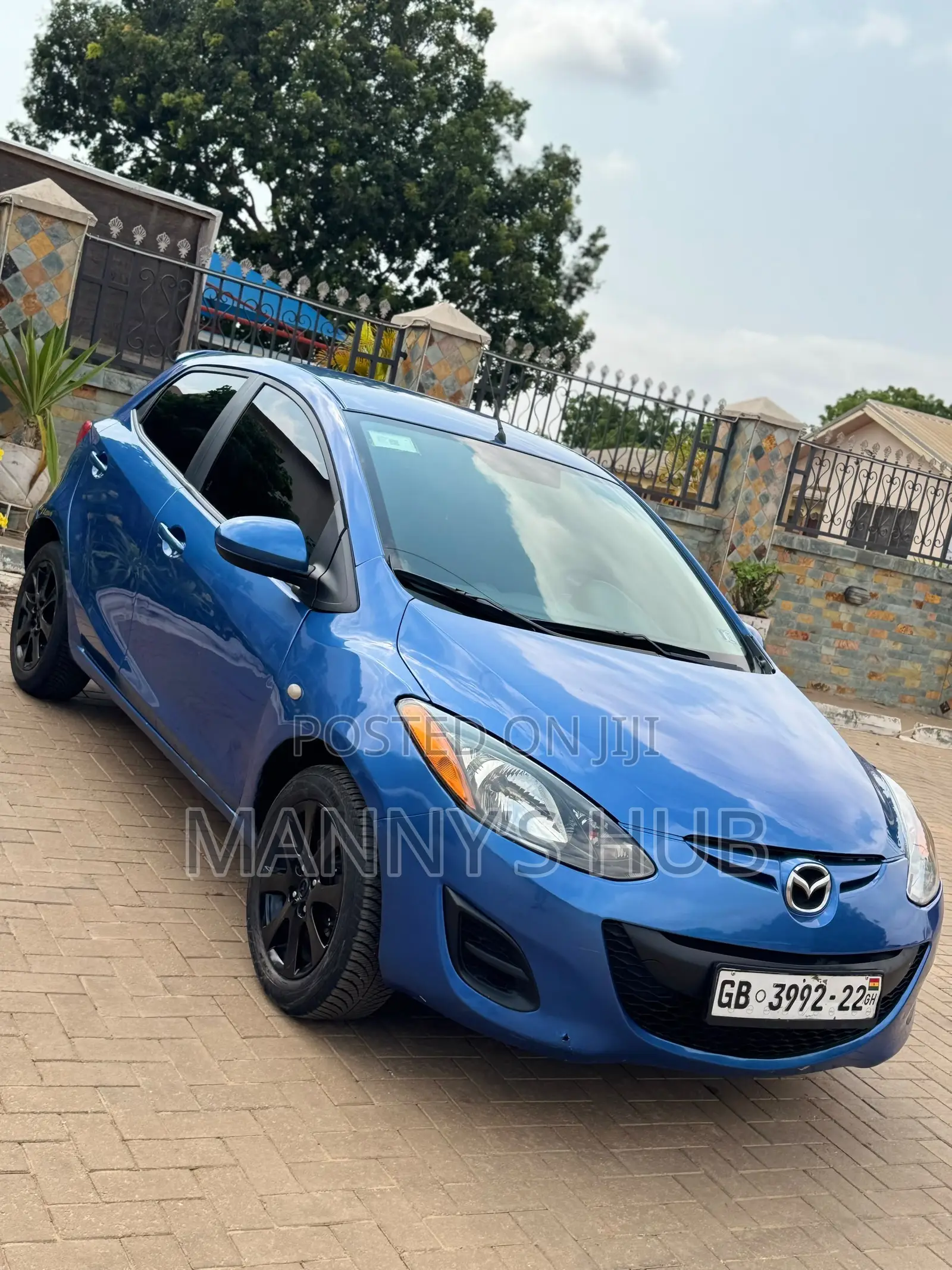 Mazda 2 2015 Blue