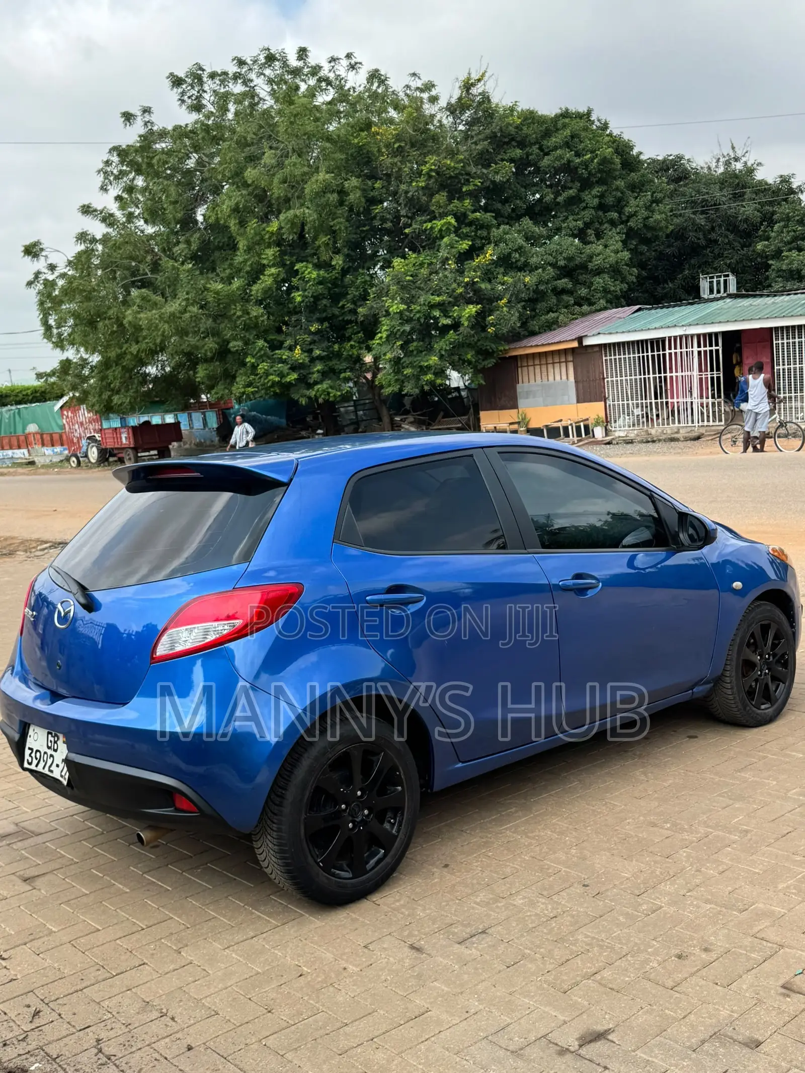 Mazda 2 2015 Blue