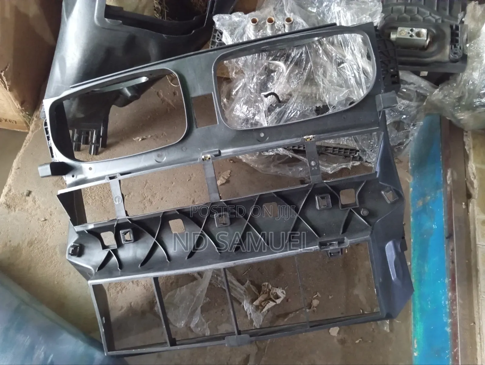 BMW X5 2010,X6 2011 Radiator Support