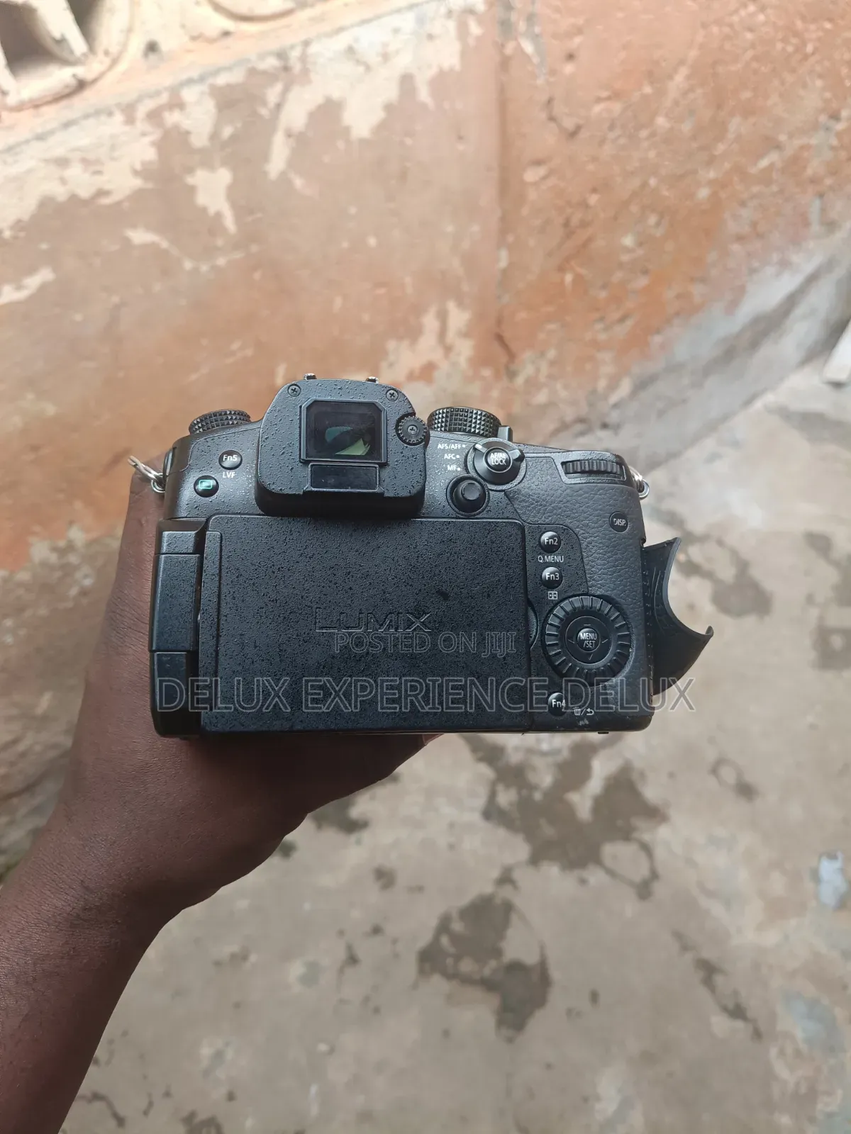 Lumix Gh5 With 24-105 Mm Lens
