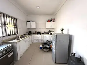 2bdrm House in Easy Legon Hills for rent