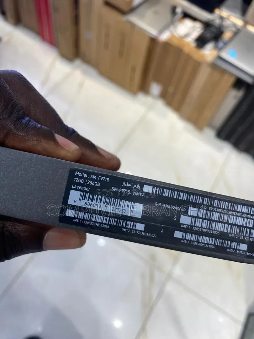 New Samsung Galaxy Z Fold8 256 GB Purple