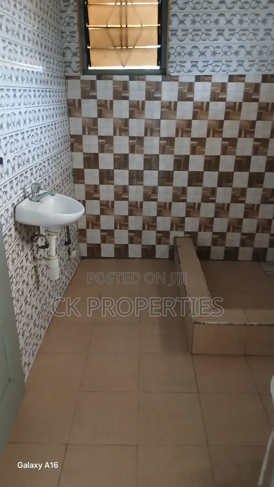 3bdrm Apartment in Parakuo Estate for rent
