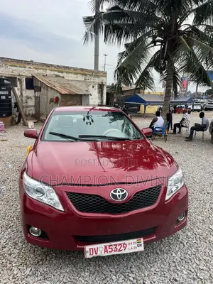 Toyota Camry 2011 Red