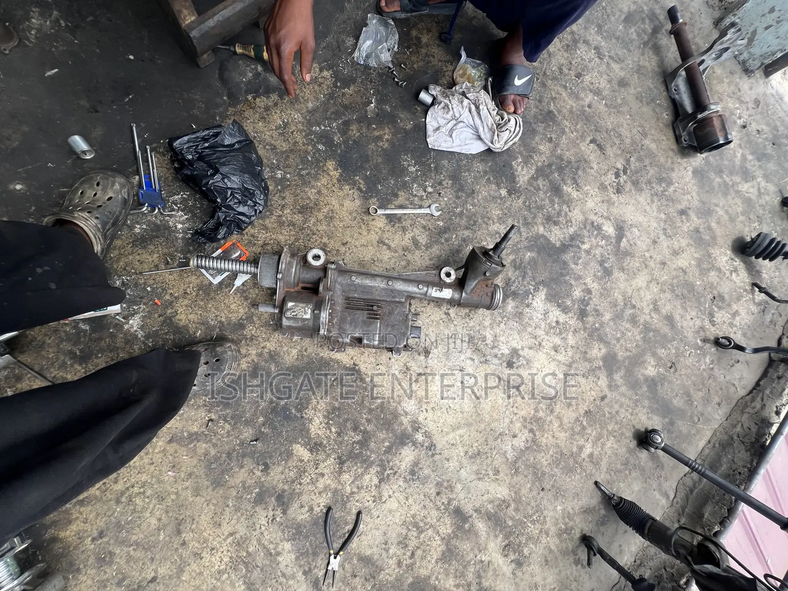 Repair All Kinds of Electronic Steering Rack.Benz,BMW,Ford,Range Rover