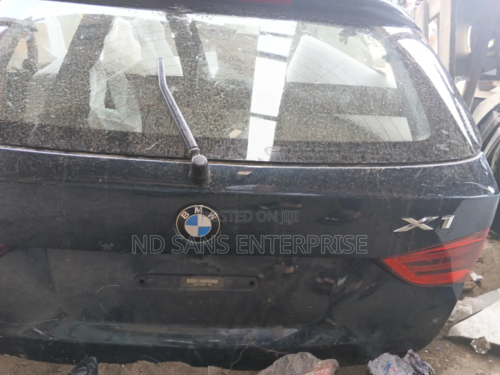 BMW X1 2015 Back Booth