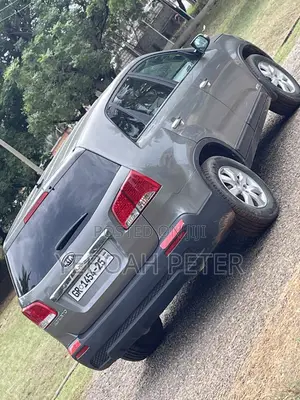 Kia Sorento 2013 Gray