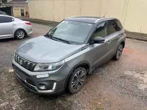 Suzuki Vitara 2020 Gray