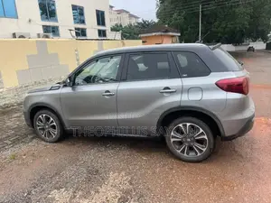 Suzuki Vitara 2020 Gray