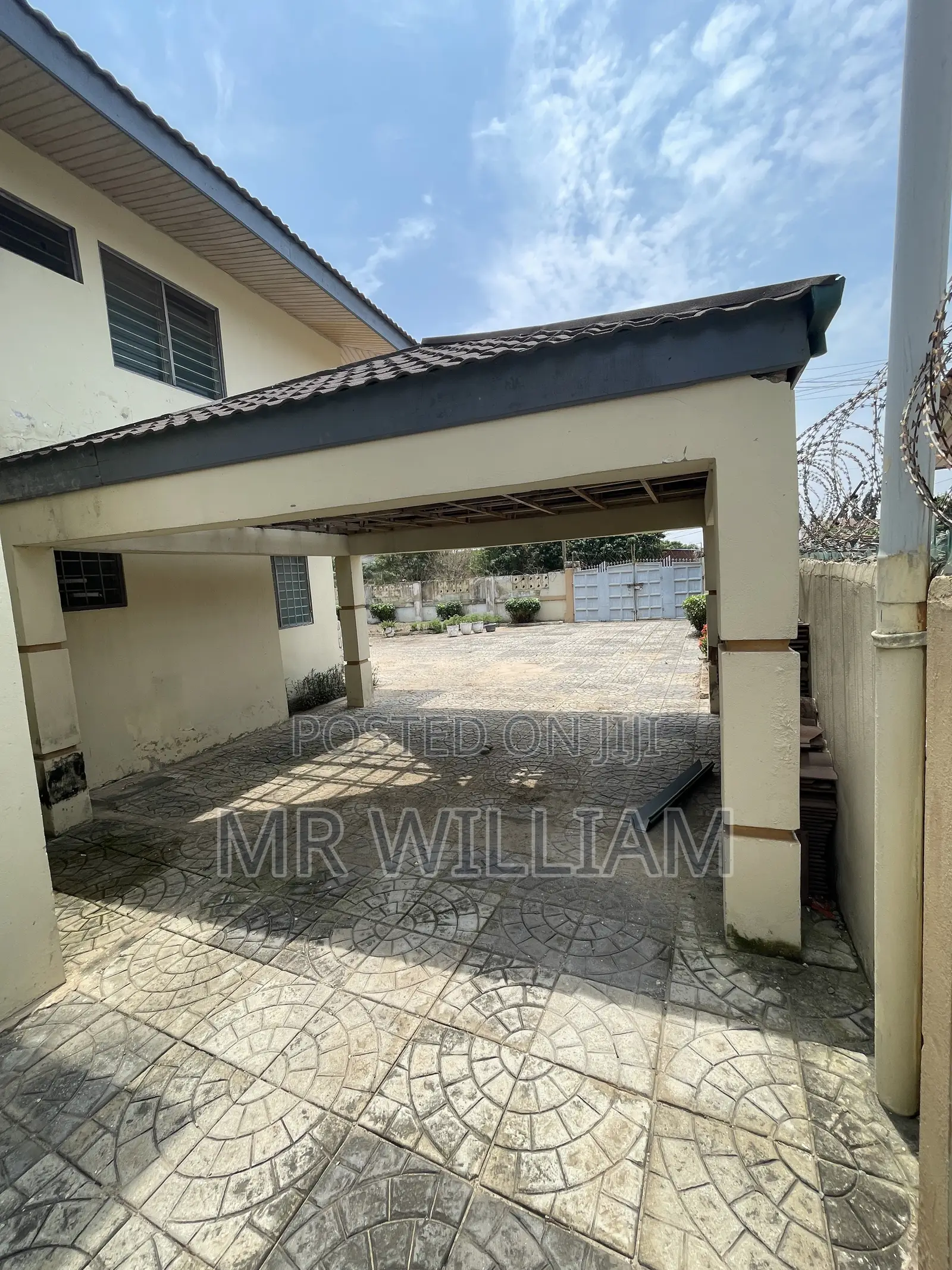 4bdrm Mansion in Spintex for rent