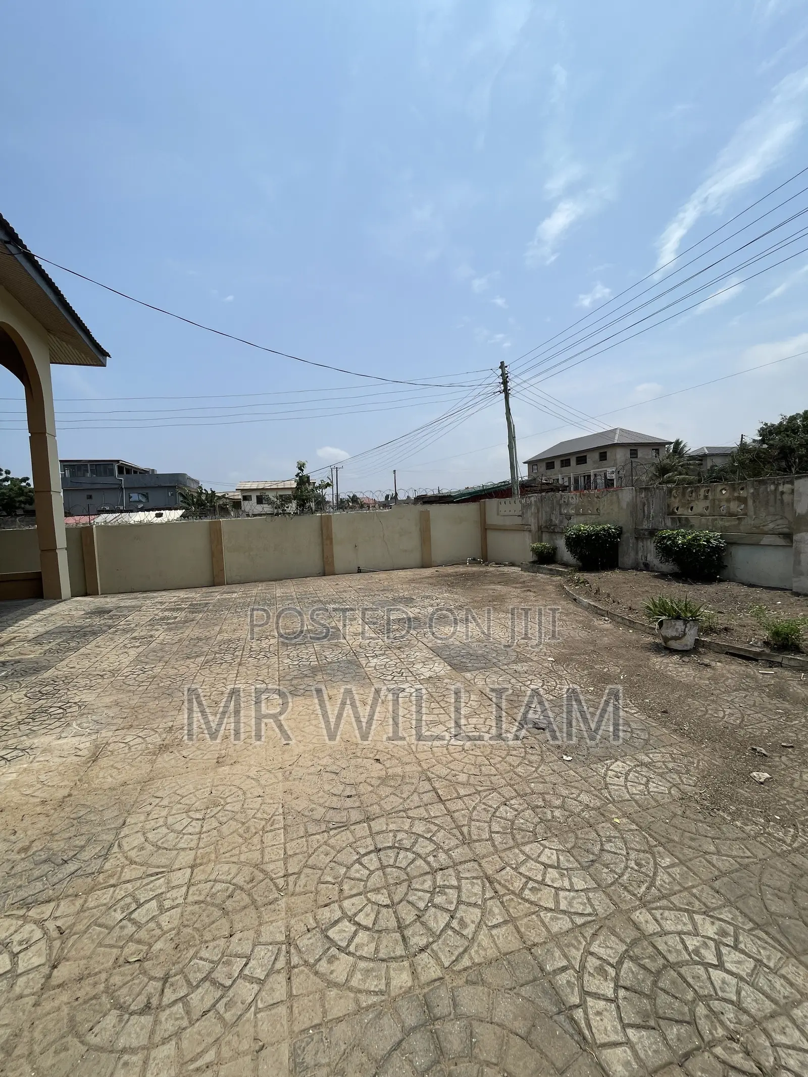 4bdrm Mansion in Spintex for rent