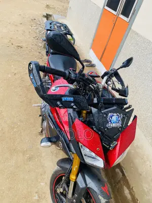 Yamaha 2018 Red