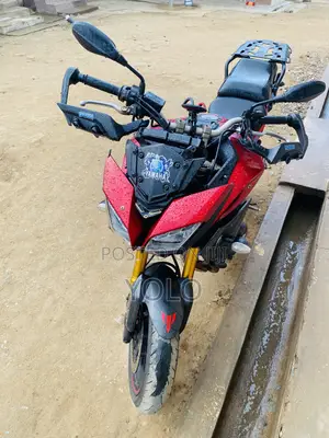 Yamaha 2018 Red
