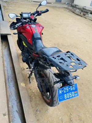 Yamaha 2018 Red