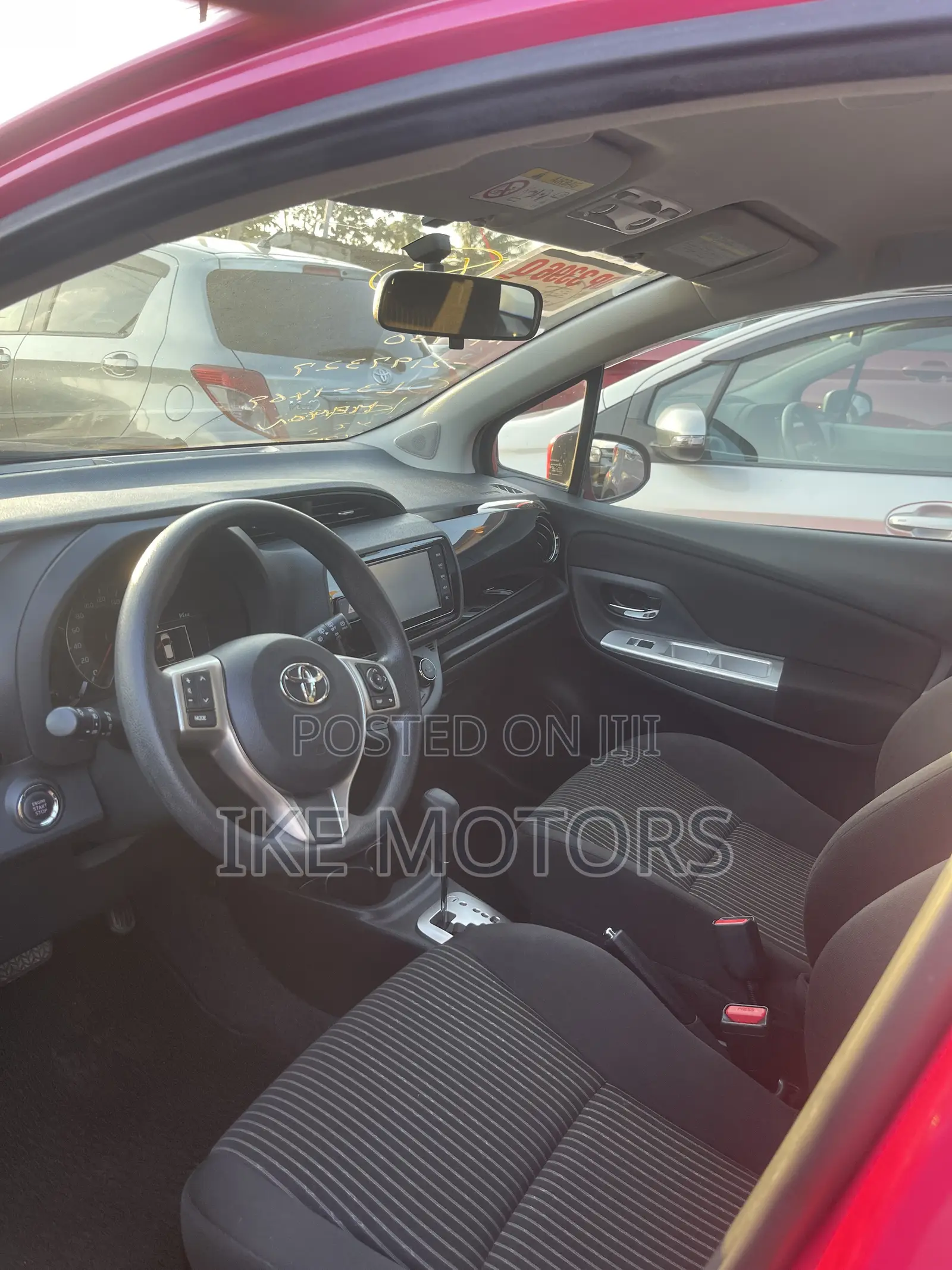 Toyota Vitz 1.3 AWD 3dr 2016 Pink