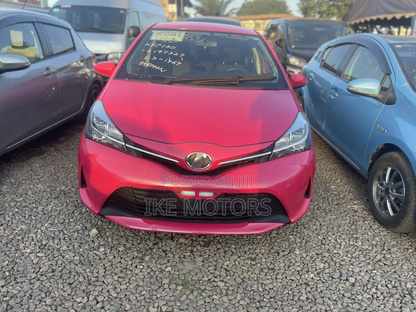 Toyota Vitz 1.3 AWD 3dr 2016 Pink