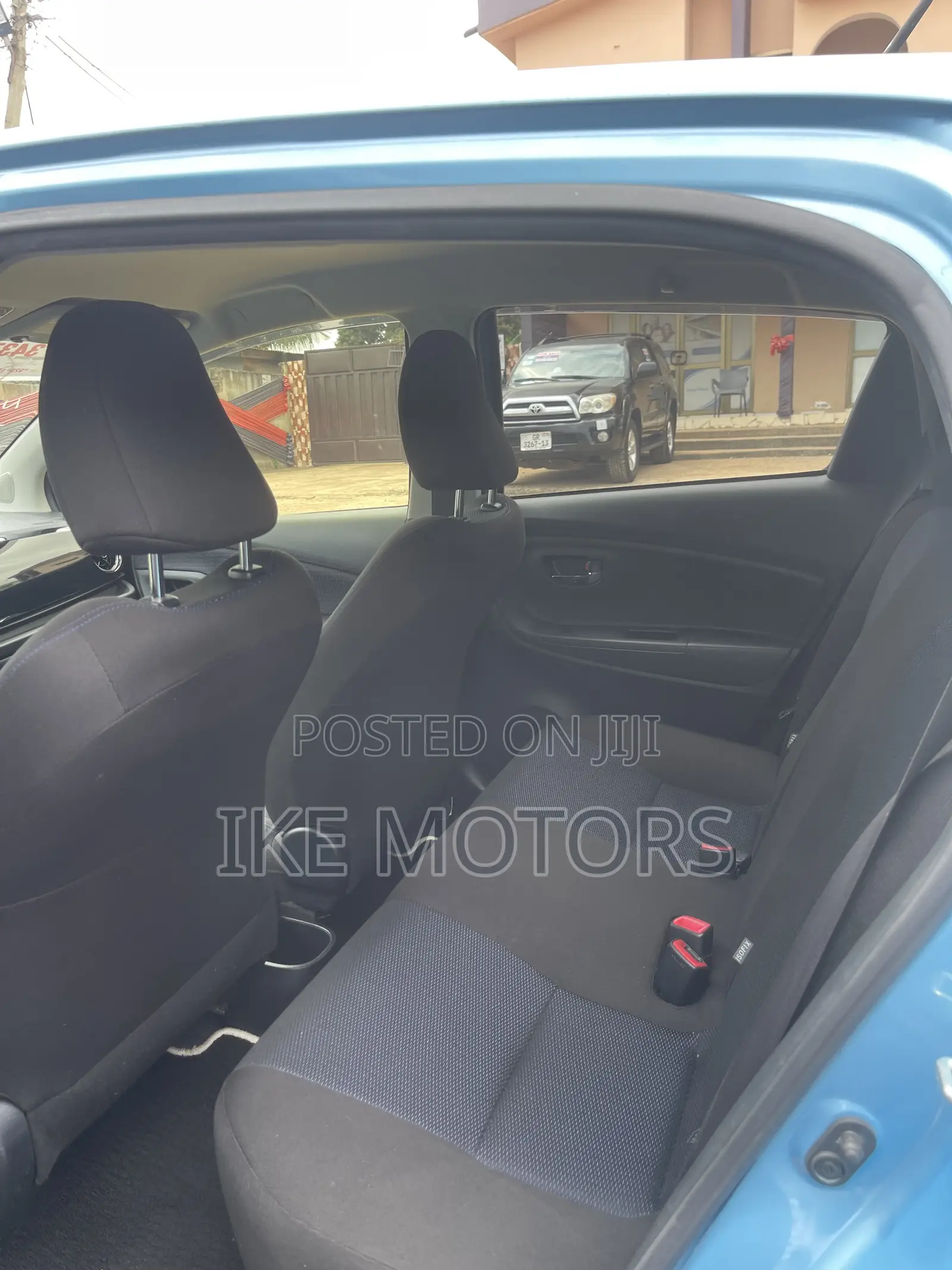 Toyota Vitz 1.3 AWD 3dr 2016 Blue